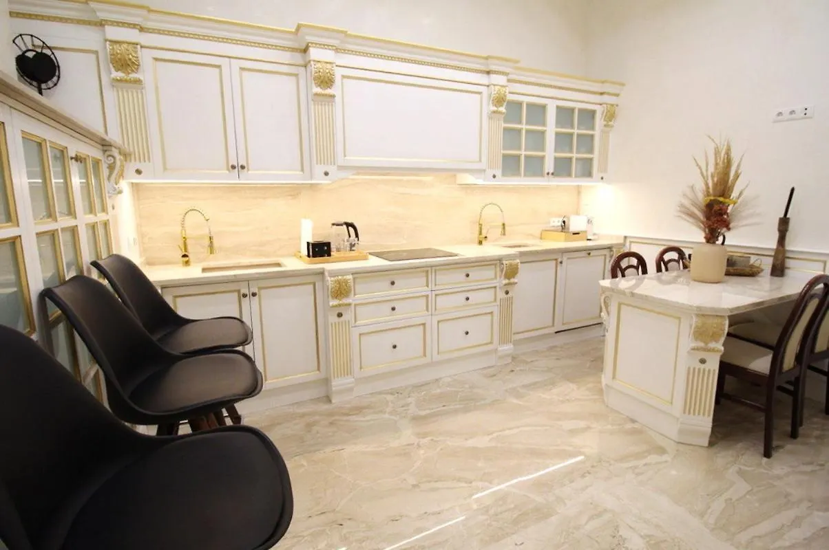 Luxurious Apartment In Vienna City Center Kn