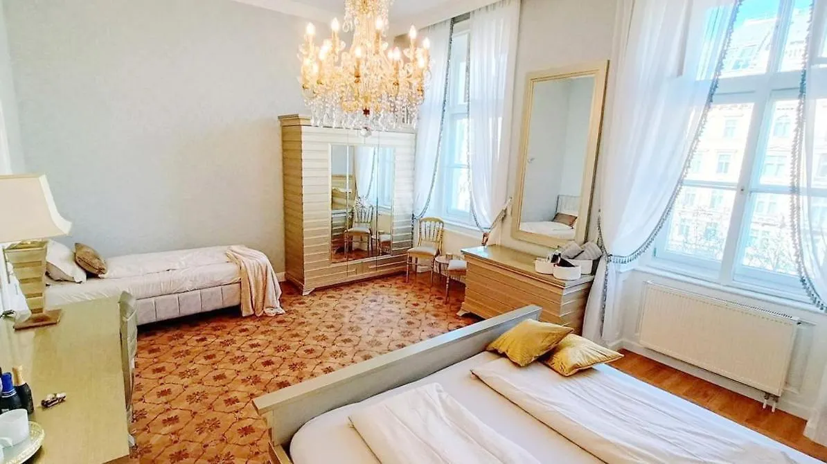 Luxurious Apartment In Vienna City Center Kn
