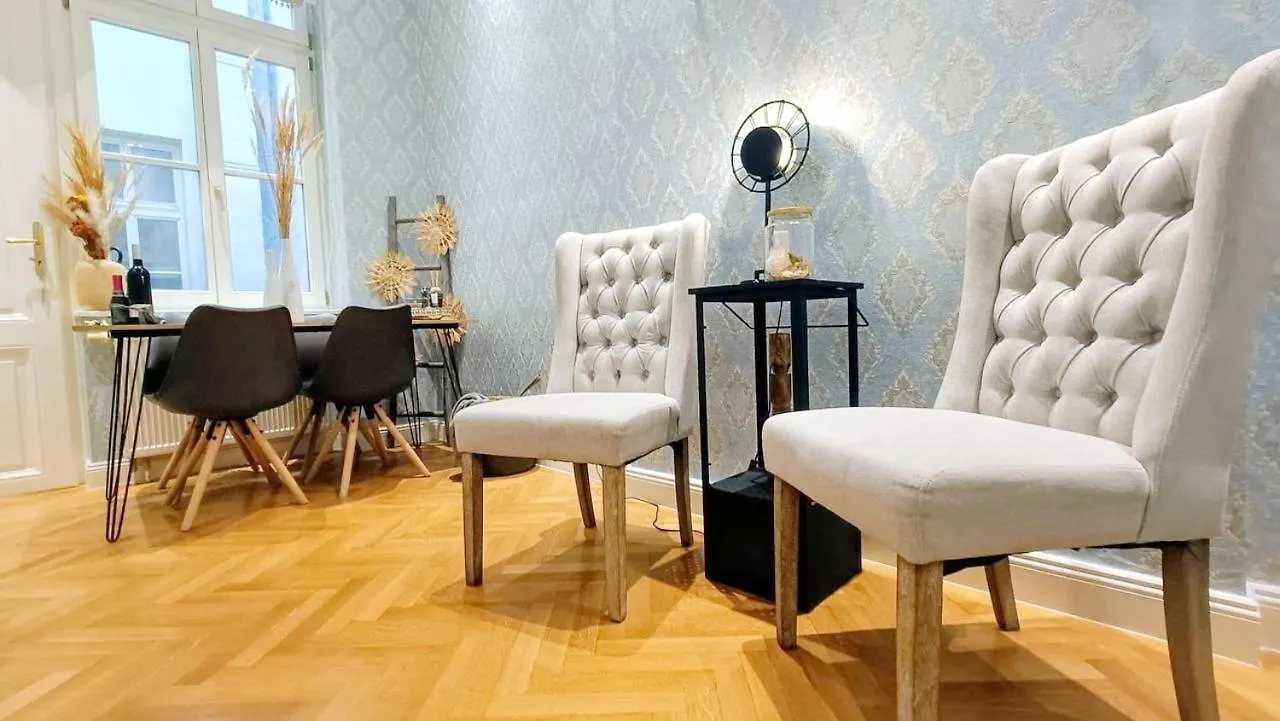 Luxurious Apartment In Vienna City Center Kn