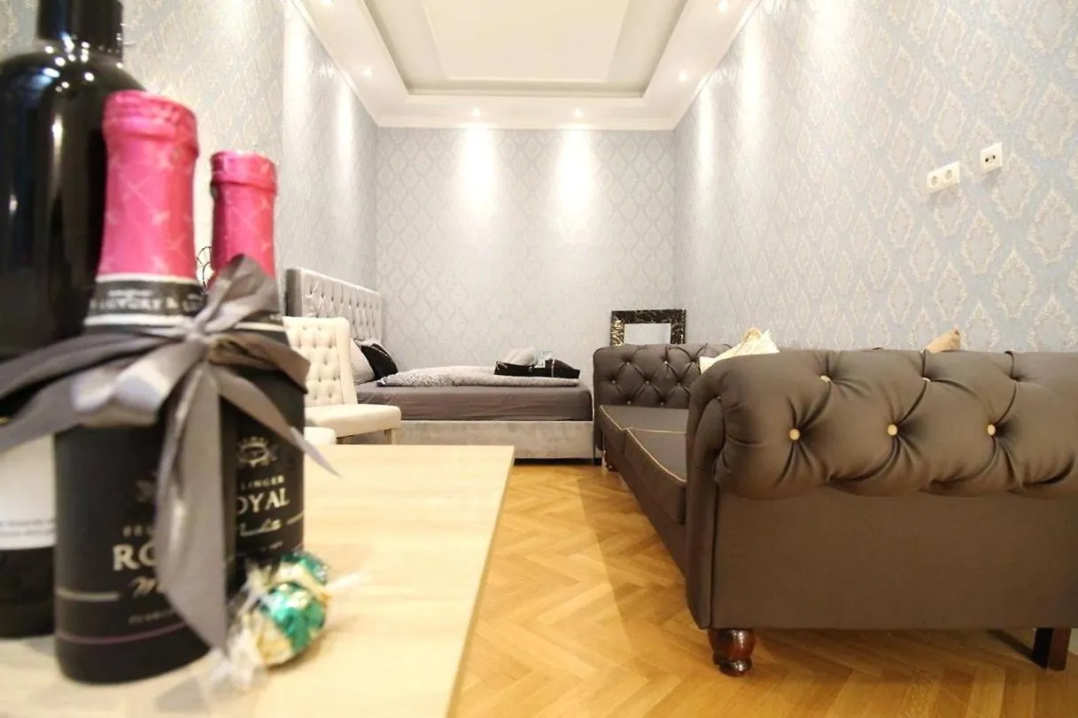 Luxurious Apartment In Vienna City Center Kn Austria