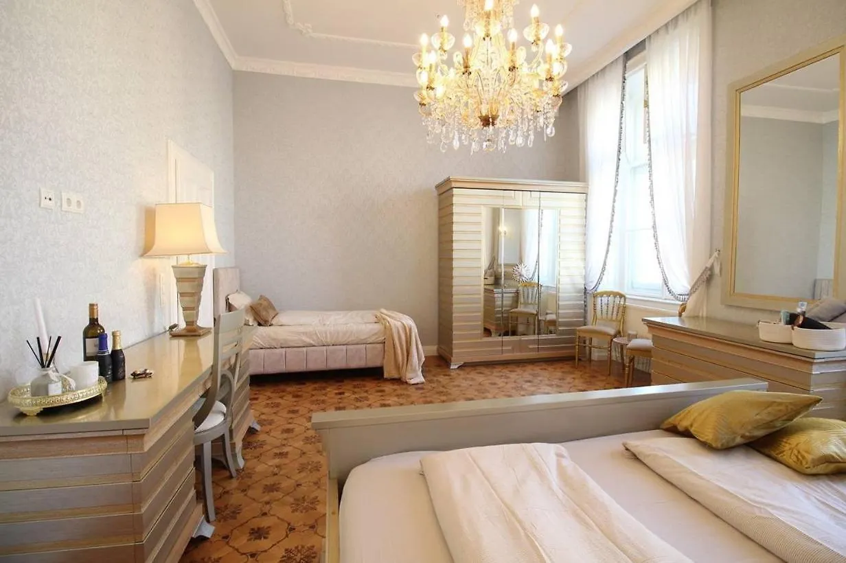 Luxurious Apartment In Vienna City Center Kn