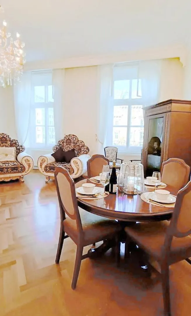 Luxurious Apartment In Vienna City Center Kn