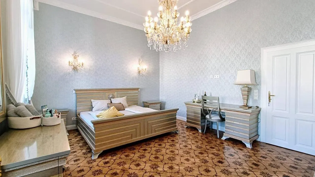 Luxurious Apartment In Vienna City Center Kn Austria