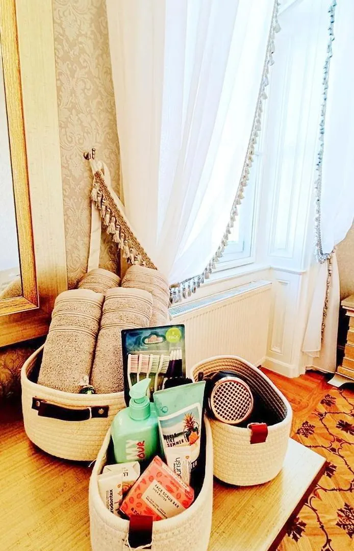 Luxurious Apartment In Vienna City Center Kn 0*,
