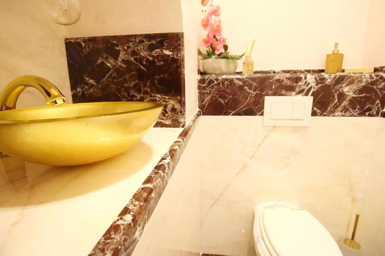 Luxurious Apartment In Vienna City Center Kn Austria